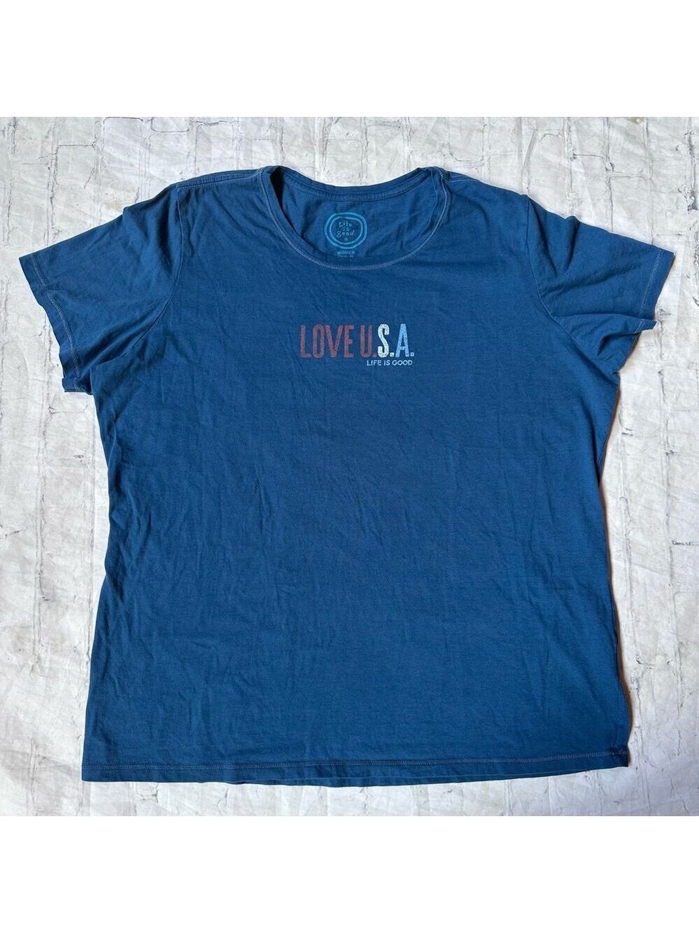NWOT Women’s XL Life Is Good Love The USA Graphic Classic Fit SS TShirt